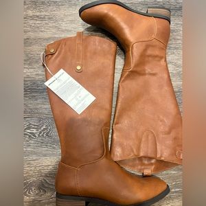 Amazon Essentials Cognac size 8 riding boots wide calf